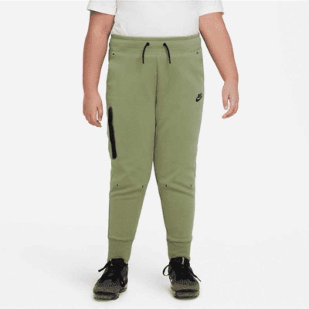 Nike Sportswear Girls Tech Fleece Loose Fit Sweatpants Size Medium